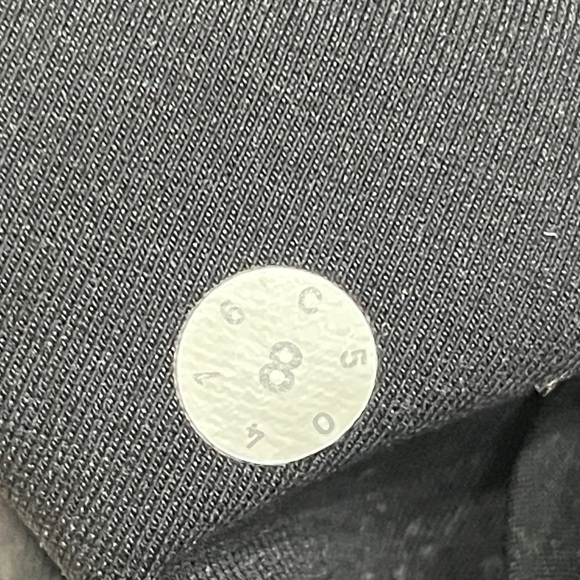 Lululemon City Trek Trouser II 28” in Black size 8 - Picture 9 of 13